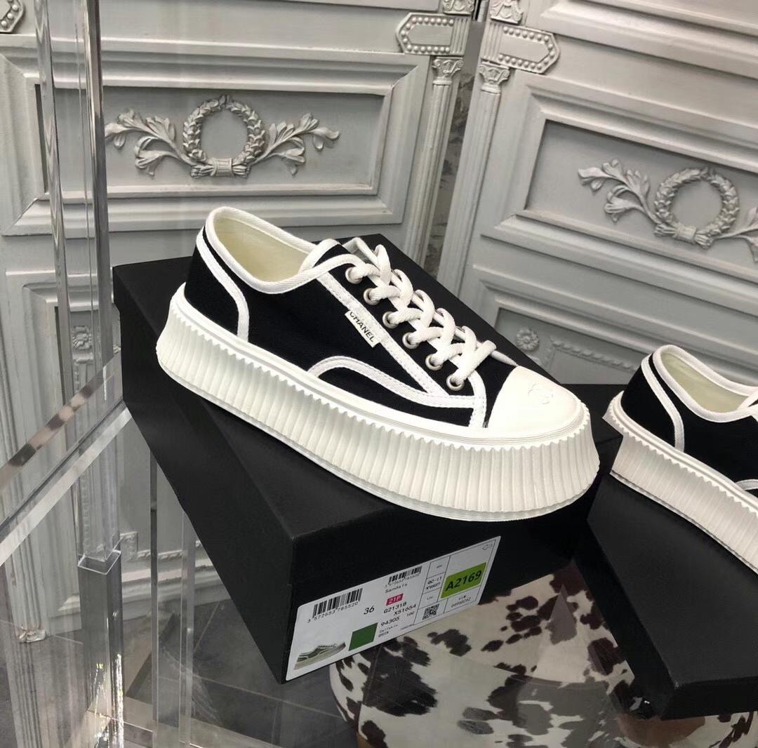 Chanel Platform Sneaker 26 - vstockx