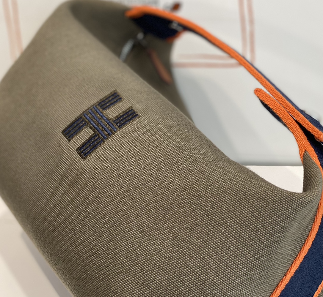 Handbags Hermes  -- size:25*21*14 cm - vstockx