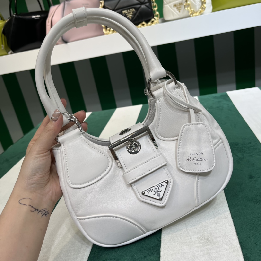 Handbags Prada PRADA PASSAVELA 1BA381 size:23x16x9 cm - vstockx