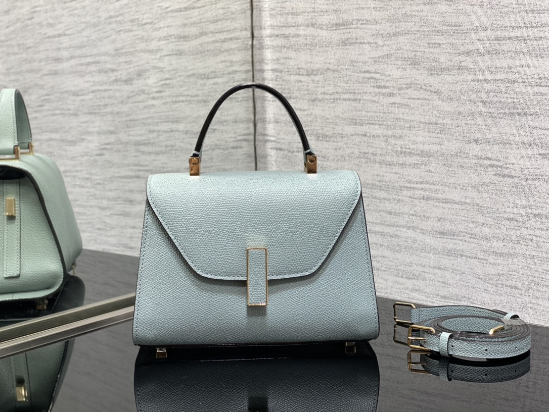 Handbag VALEXTRA size '**' - vstockx