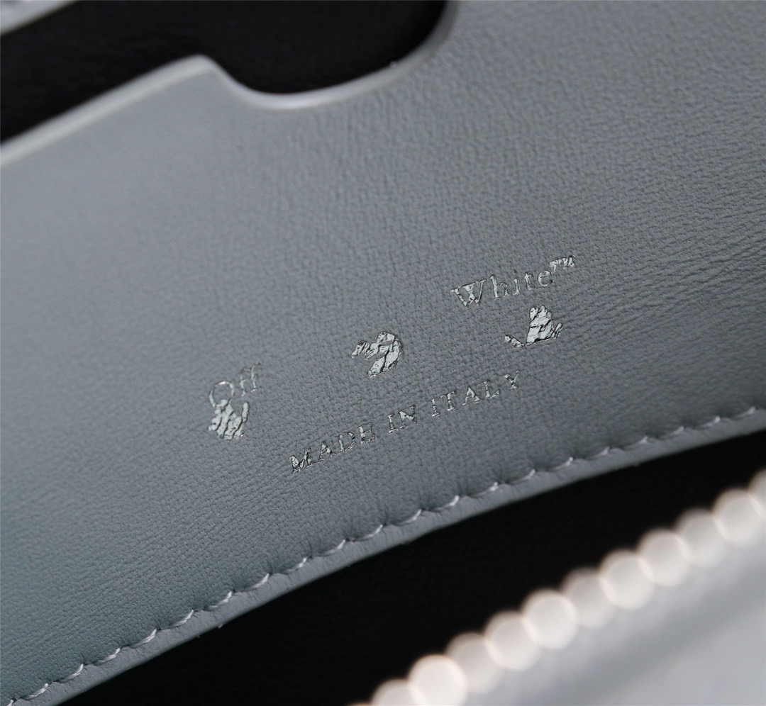 handbags OFF-White 550  7550980  size:20*15*7cm - vstockx