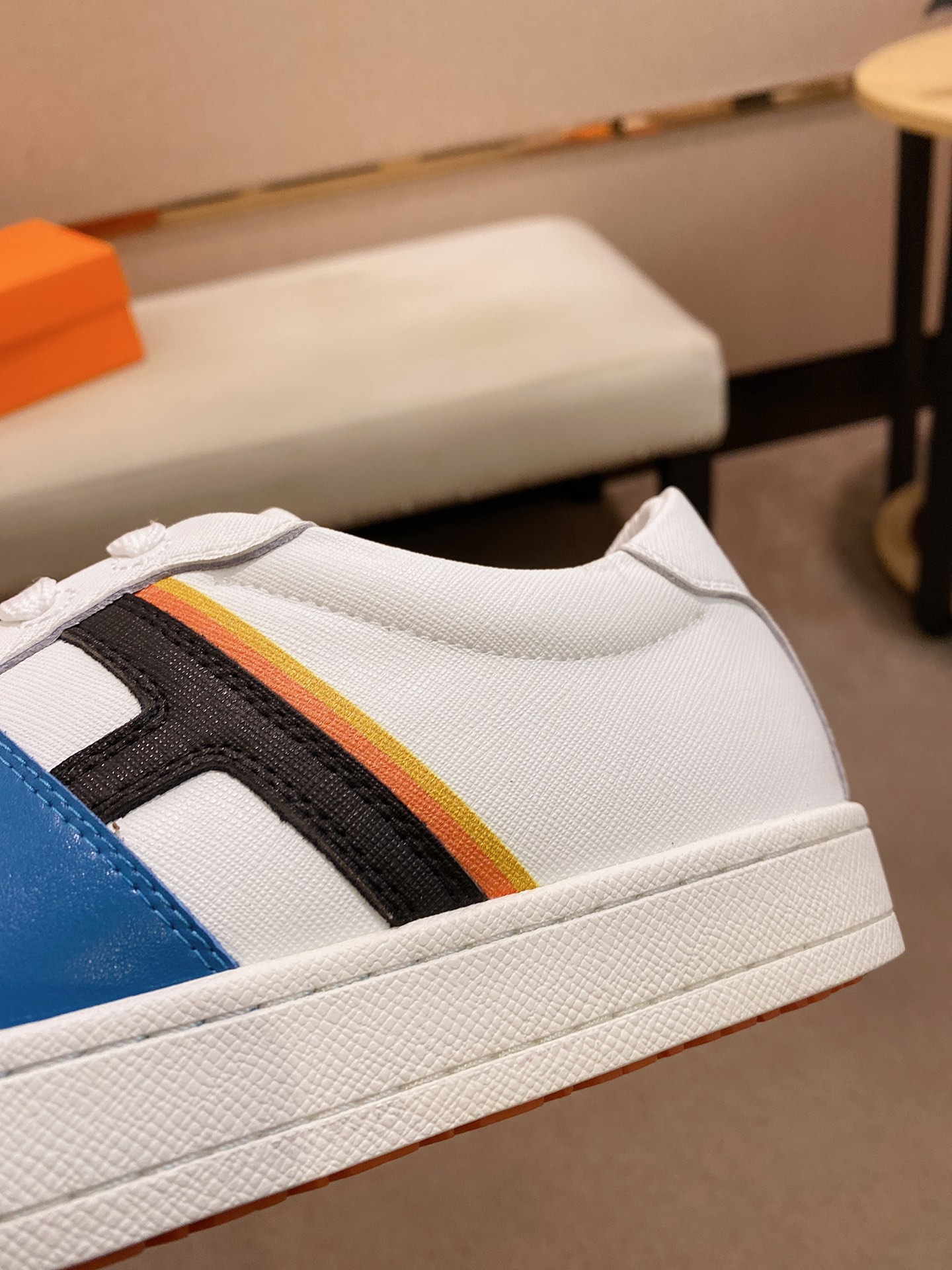 Hermes Boomerang sneaker 1 - vstockx