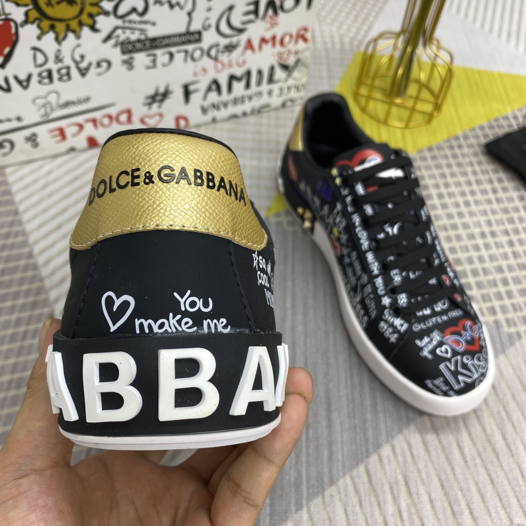 Dolce & Gabbana Low Tops Sneakers 96 - vstockx
