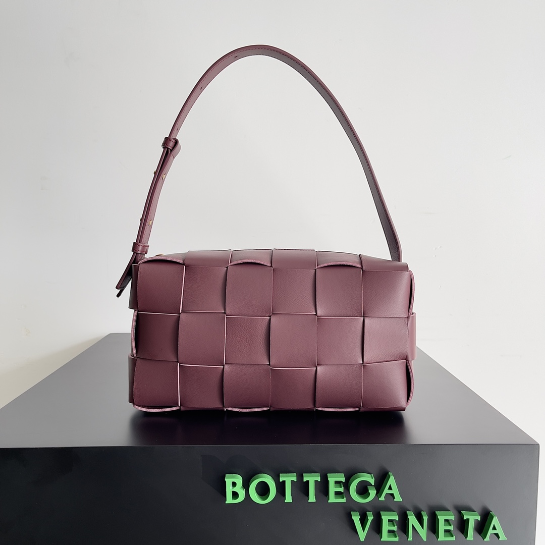 handbags Bottega Veneta 9306 size:28*14*10 - vstockx