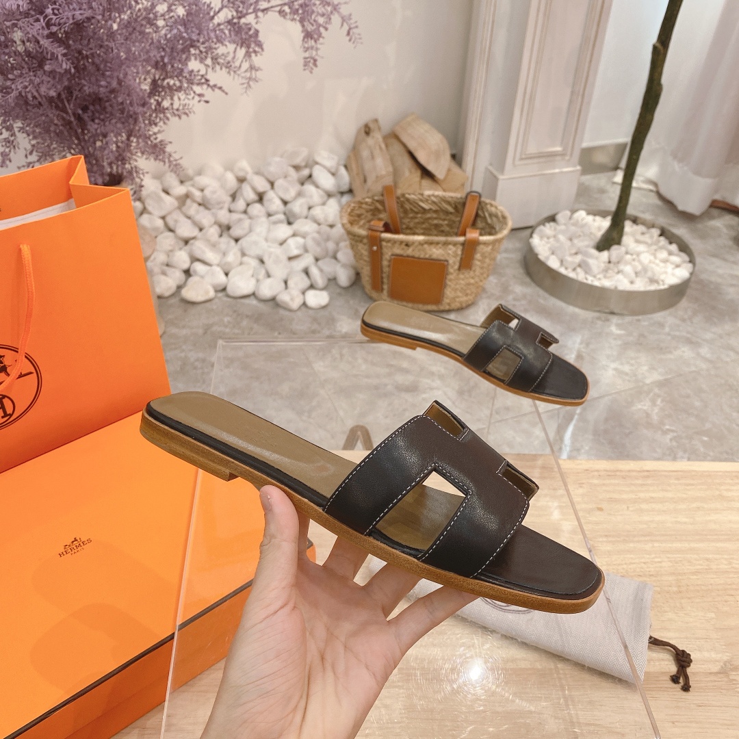 Hermes Sandals 49 - vstockx