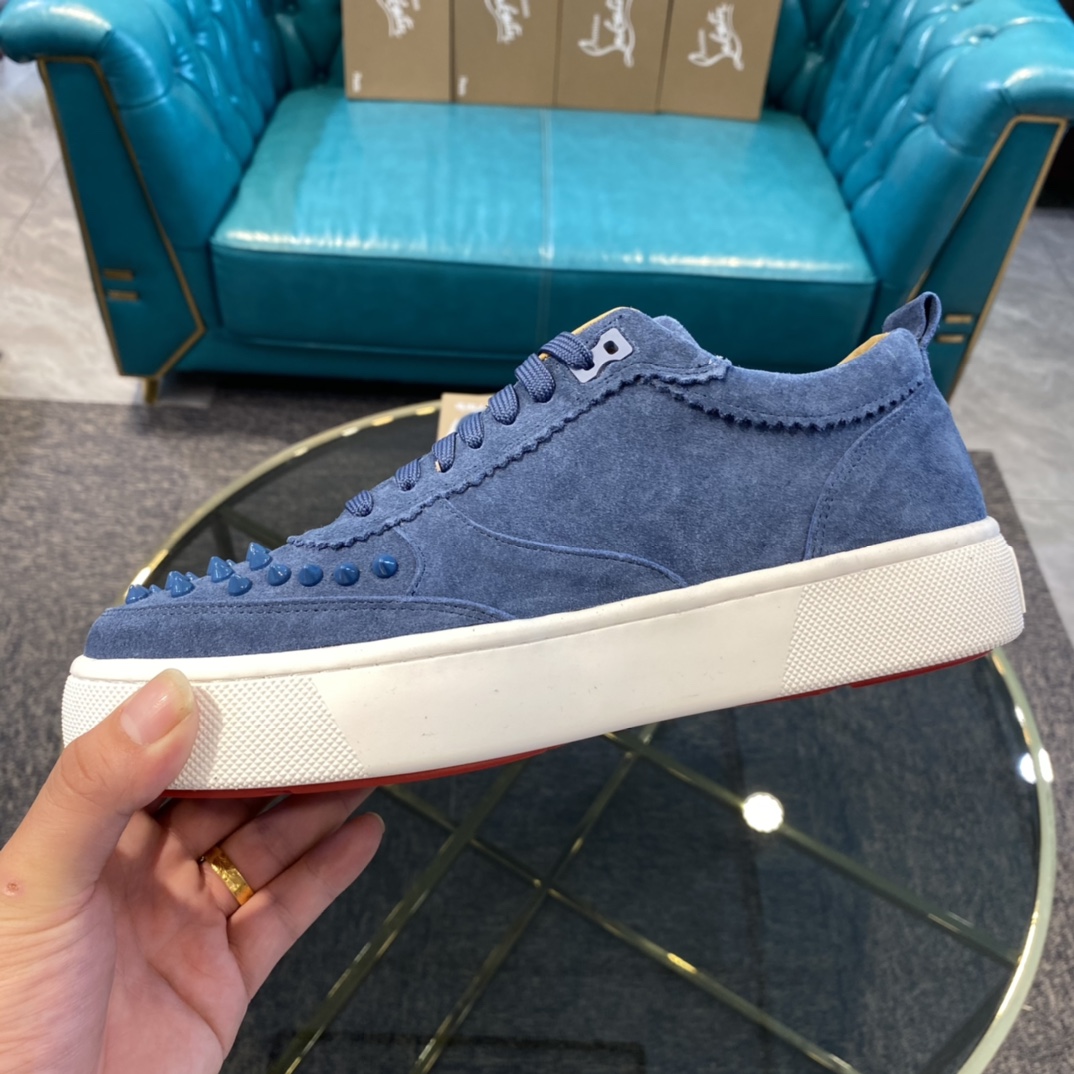 Christian Louboutin Happyrui Spikes Flat Sneakers 3 - vstockx