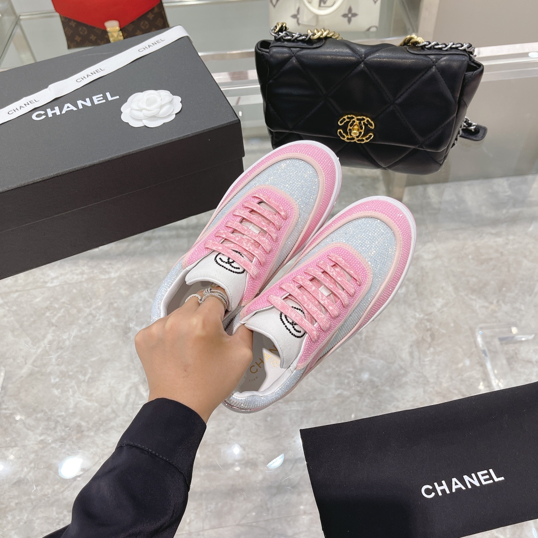 Chanel Low Top Sneaker 50 - vstockx