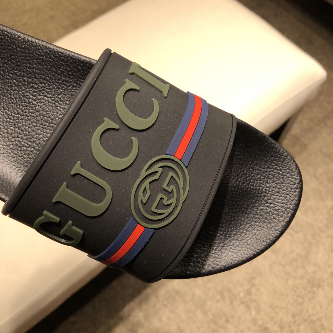 Gucci Slippers 47 - vstockx