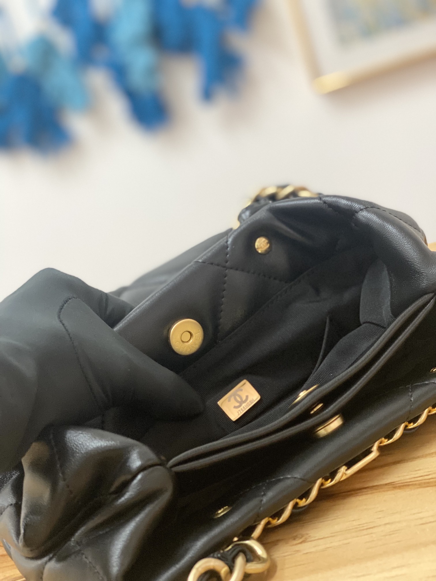 Handbag Chanel 3502 size 24*29*10 cm - vstockx