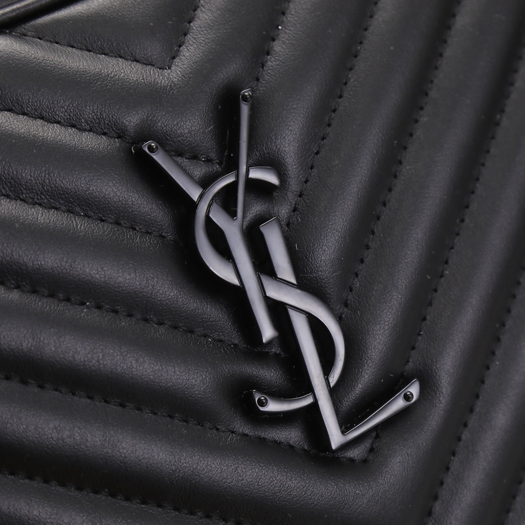 Handbags SAINT LAURENT 520534 size 23x16x6 cm - vstockx