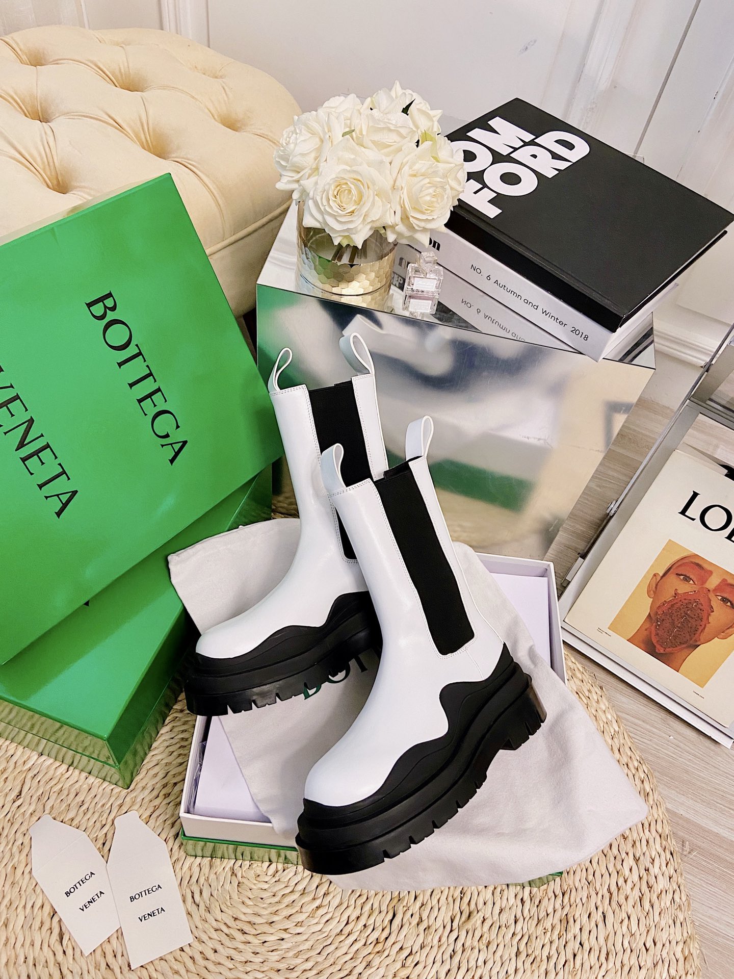 Bottega Veneta Boots 32 - vstockx