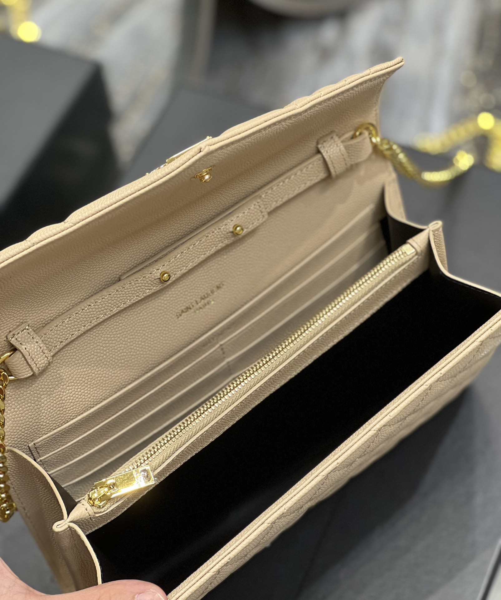 Handbags SAINT LAURENT 620280 size 22.5x14x4 cm - vstockx