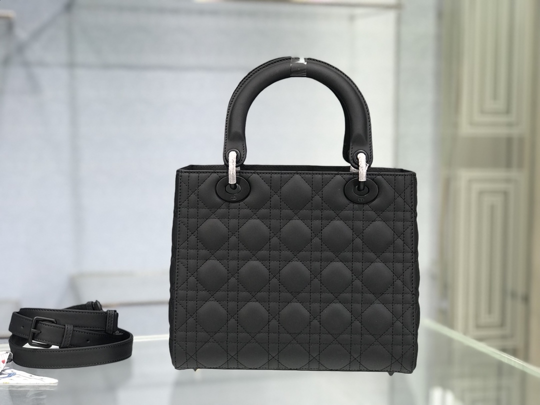 Handbag Dior 6605 size 24 cm - vstockx