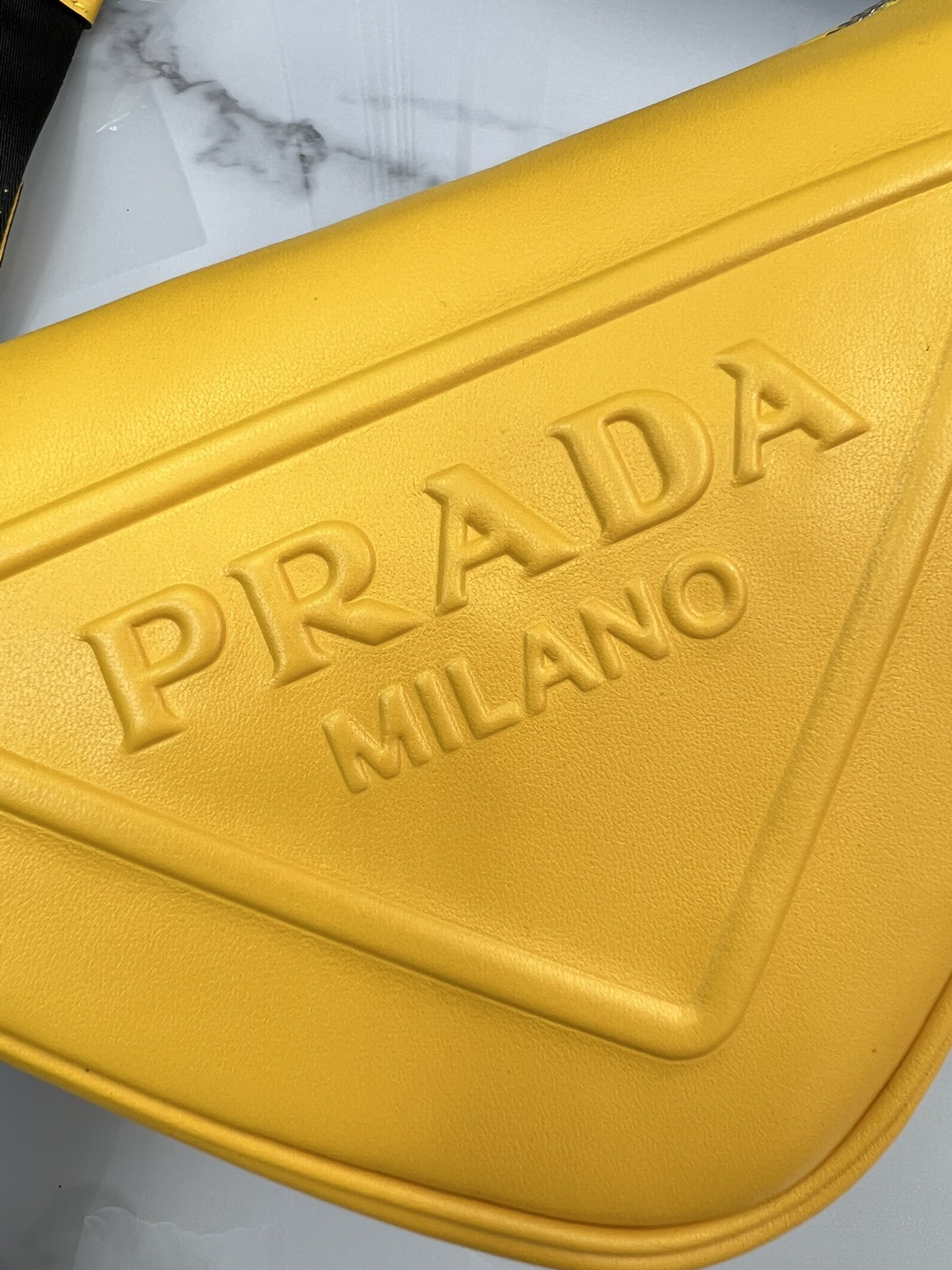 handbags prada 1BH190 26*14*12 - vstockx