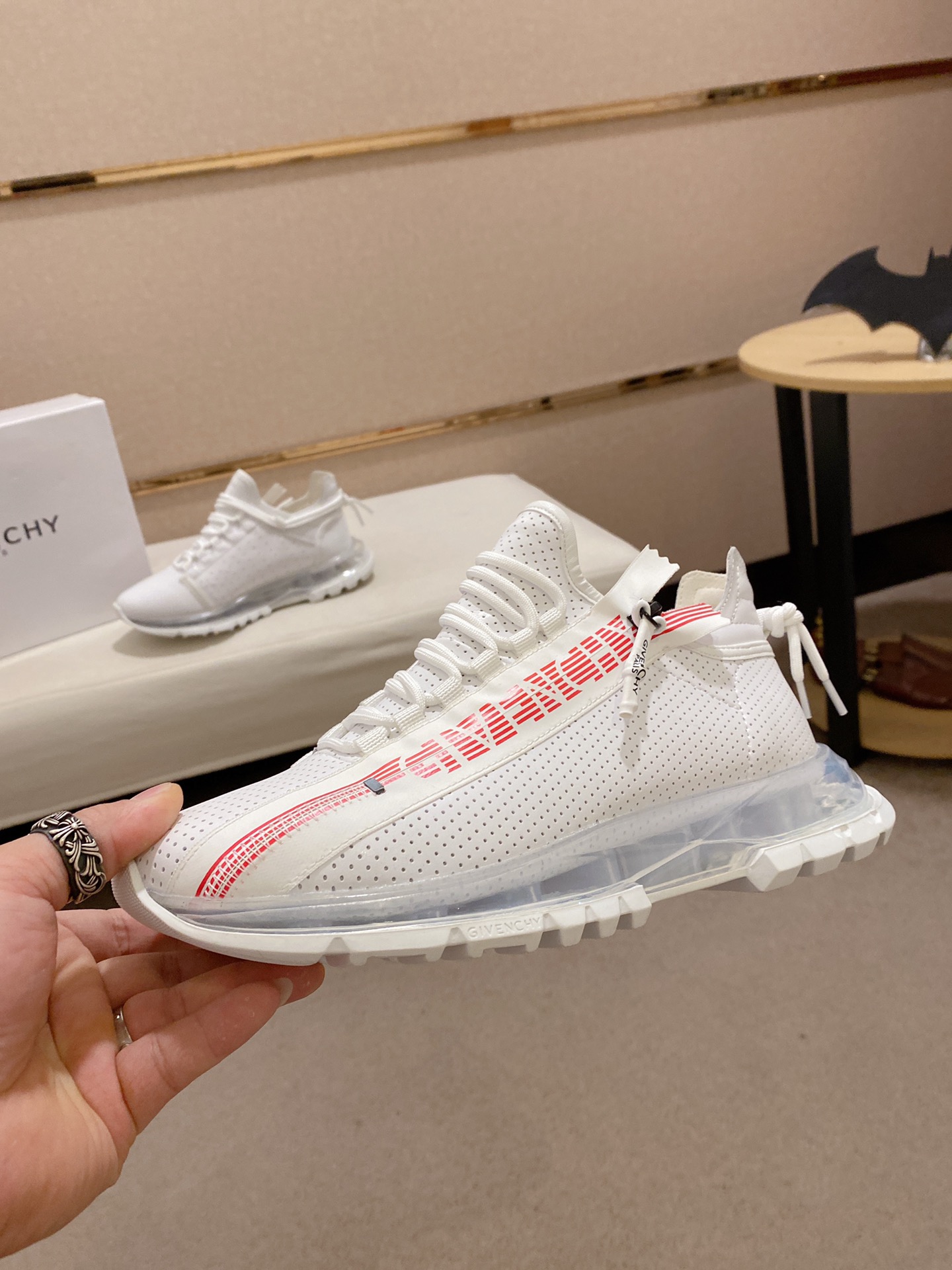 Givenchy Spectre Zip Sneakers 1 - vstockx