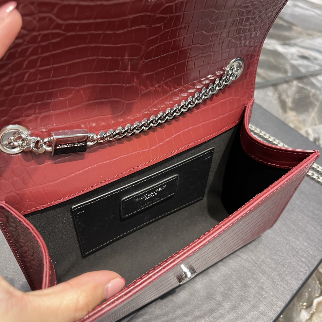 Handbags SAINT LAURENT 469390 size 20x13.5x5.5 cm - vstockx