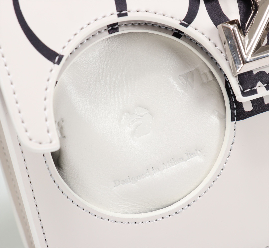 handbags OFF-White 554  7550980  size  22*15*7.5cm - vstockx