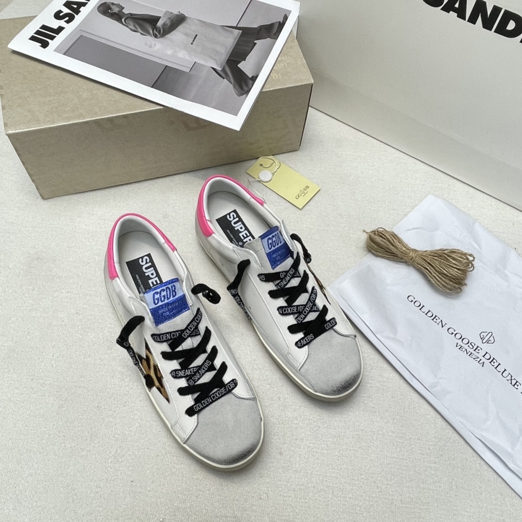 Golden Goose Superstar distressed-finish sneakers 22 - vstockx