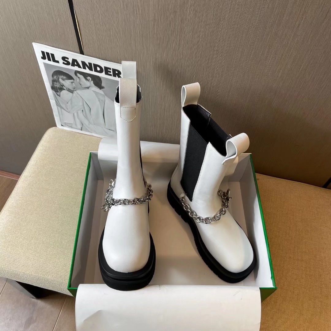 Bottega Veneta Boots 6 - vstockx