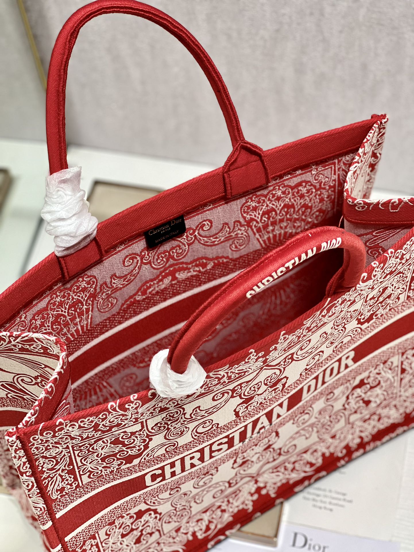 Handbag Dior 1286 size 42  35  18.5 cm - vstockx