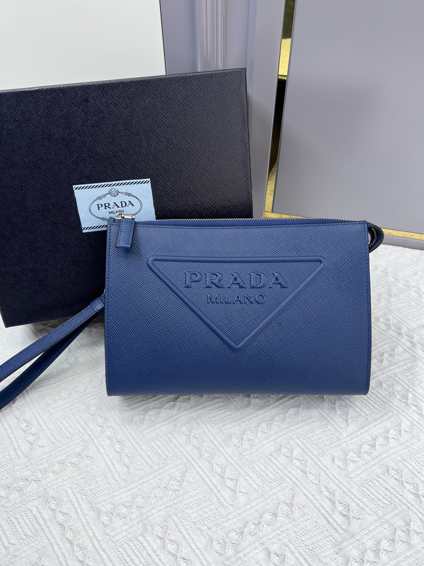 handbags prada 2VF039 25*7*5 - vstockx
