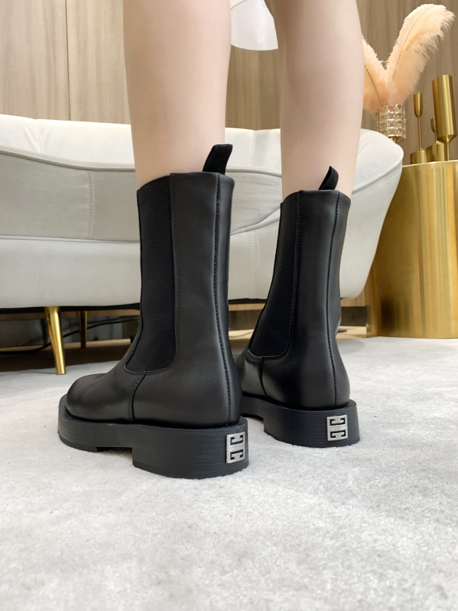 Givenchy Boots 21 - vstockx