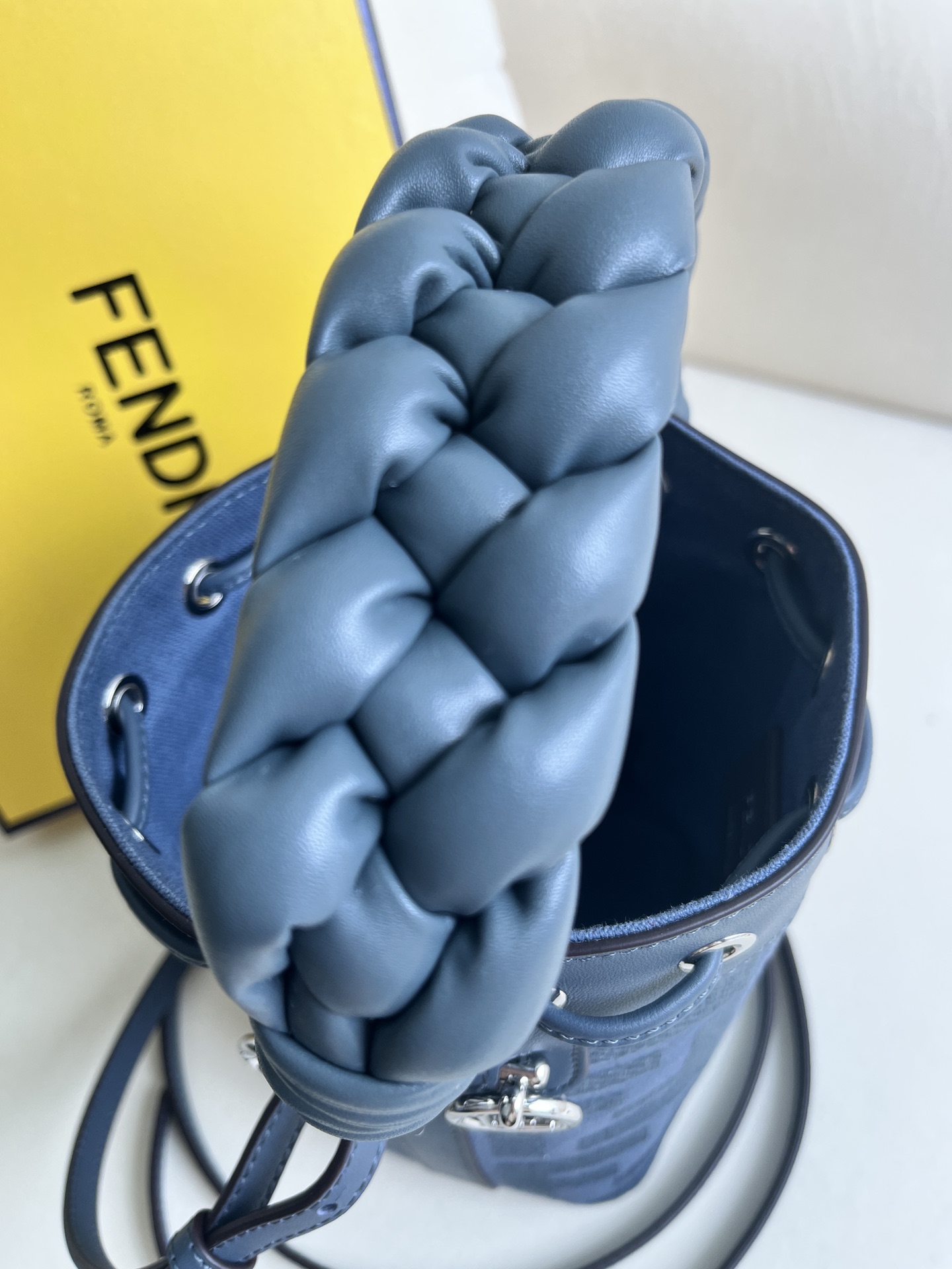 handbags FENDI 038 size:12*18*10cm - vstockx