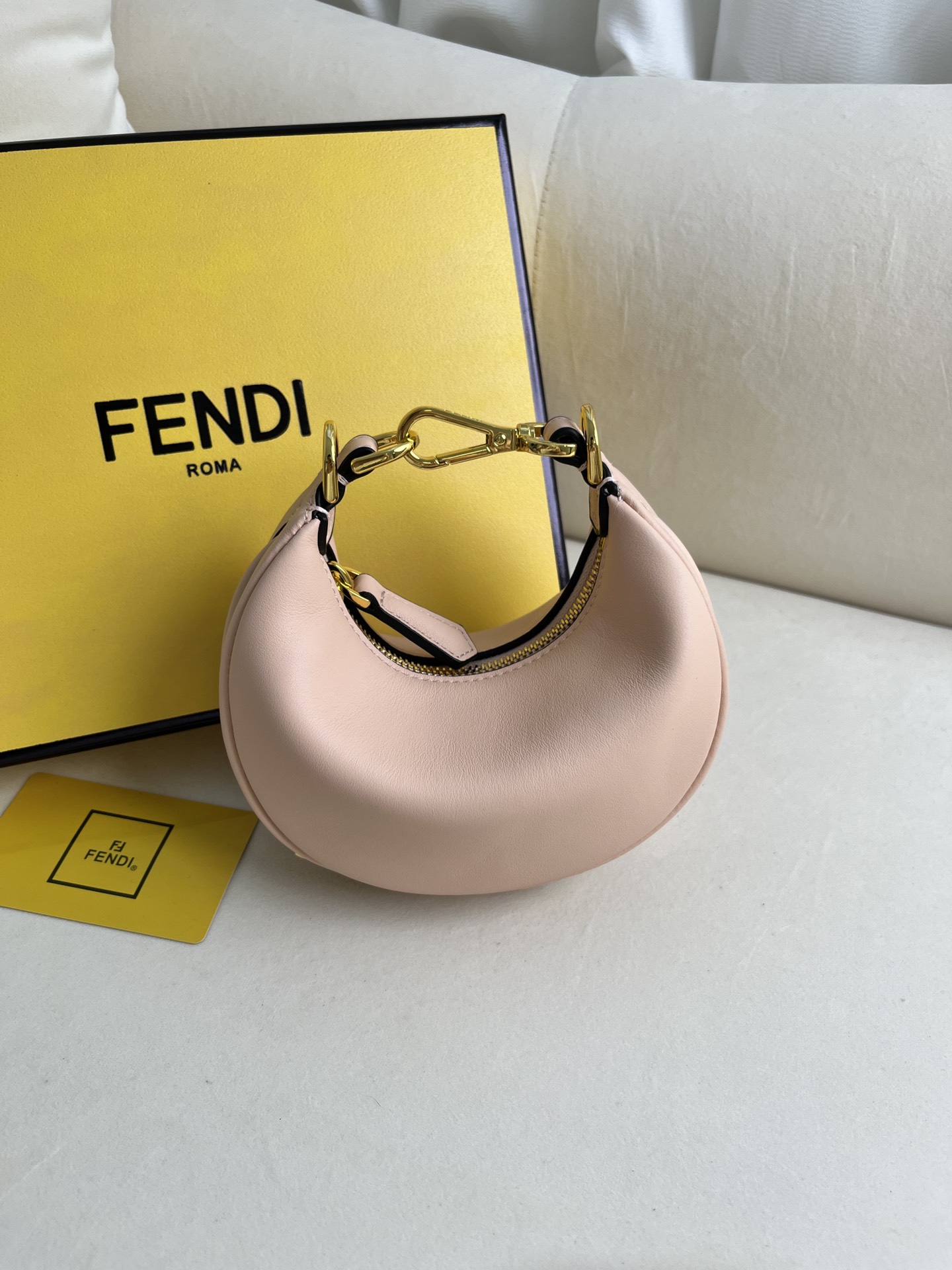 handbags FENDI 206 size:16.5*14*5cm - vstockx