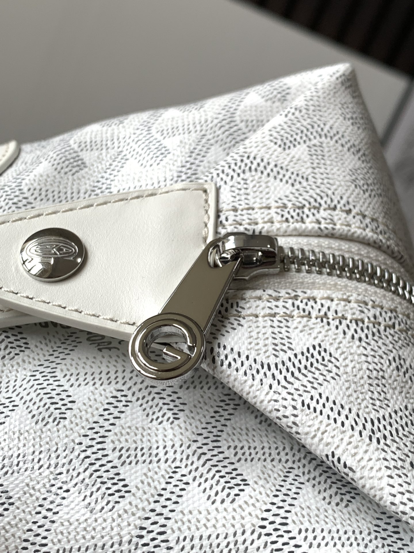 Handbags Goyard Boeing MAE020216 size:13x12x 24 cm - vstockx