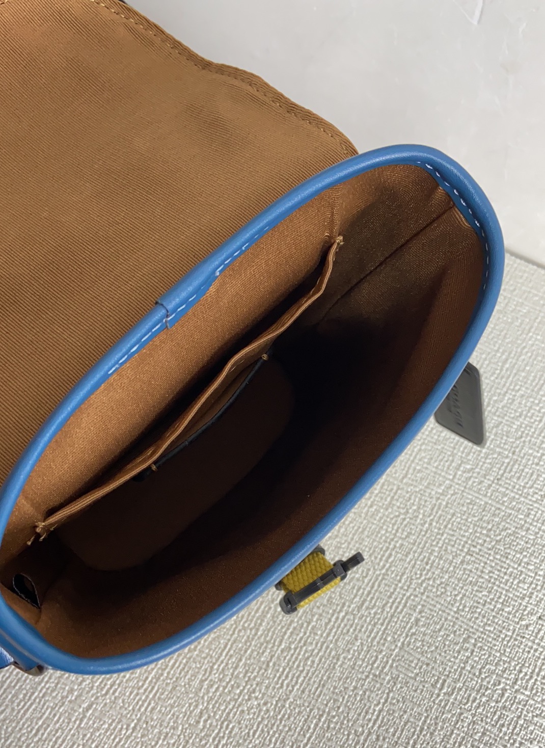 Handbags Coach CH071 size:13*19*6 - vstockx