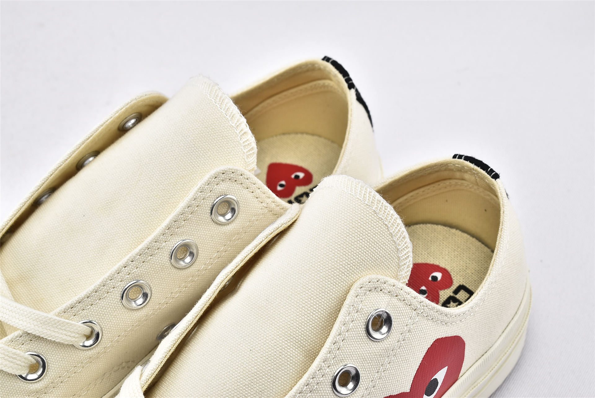 Converse Chuck Taylor All-Star 70s Ox Comme des Garcons PLAY White - vstockx