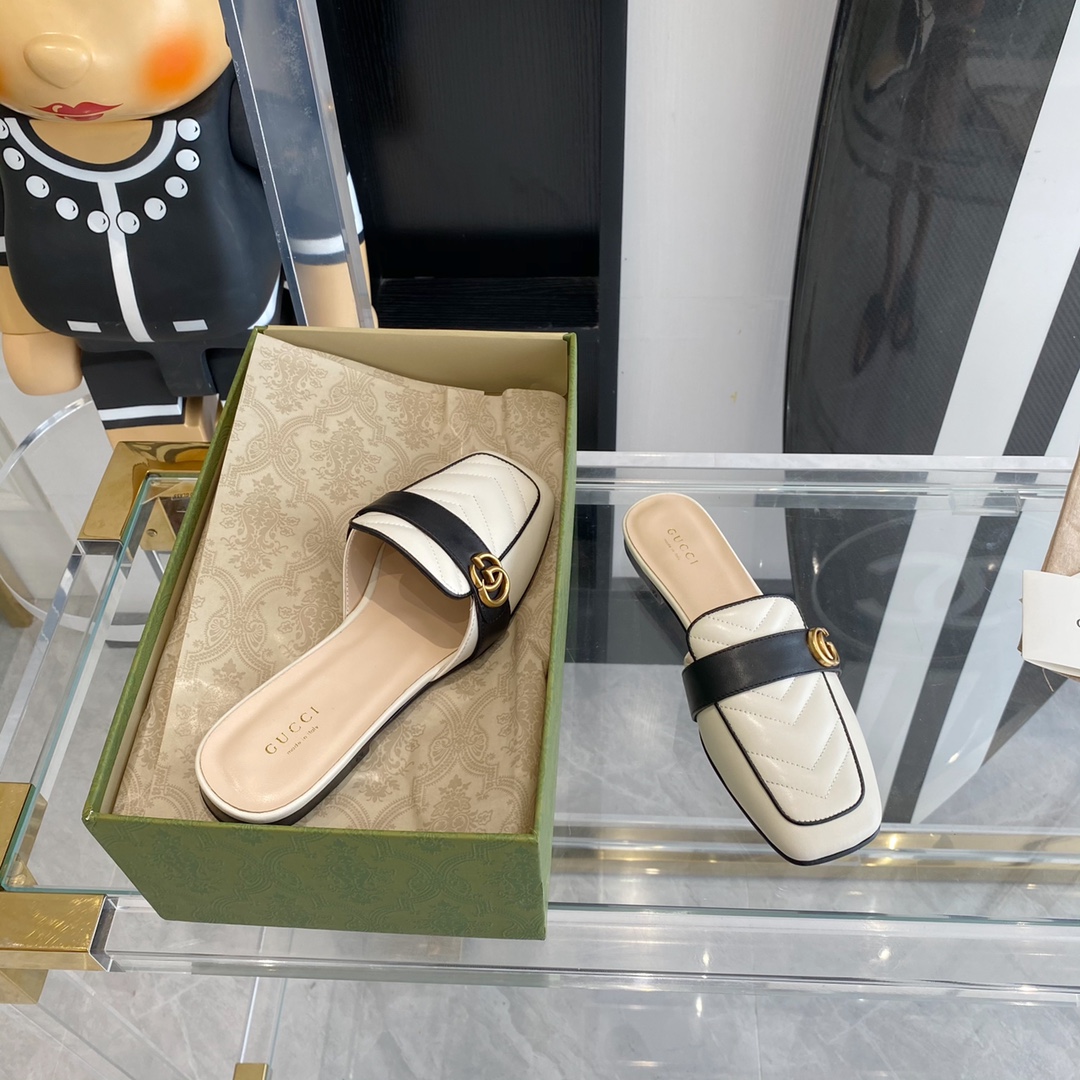 Gucci Leather slipper Women 9 - vstockx