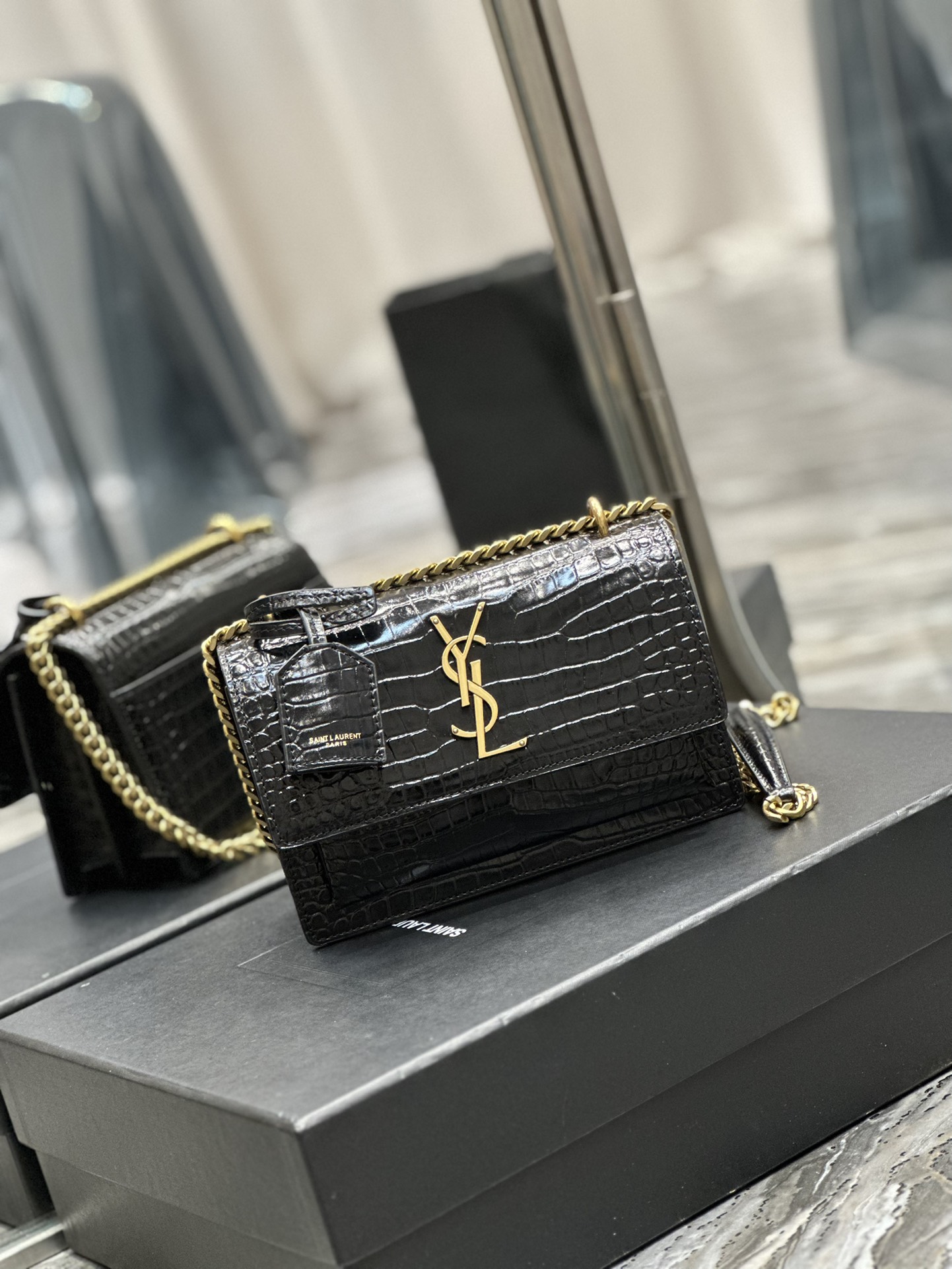 Handbags SAINT LAURENT 441972 size 19  13  8 cm - vstockx