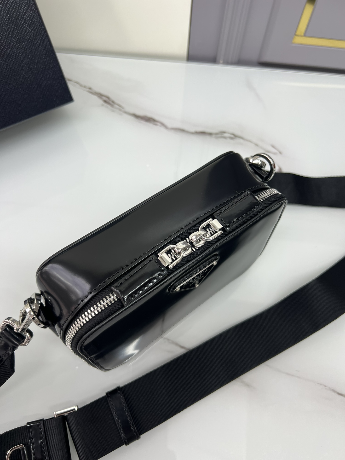 handbags prada 2VH070 19*12.5*5.5 - vstockx