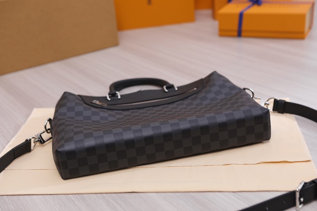 handbag Louis Vuitton N48260 size 37*28*6 - vstockx