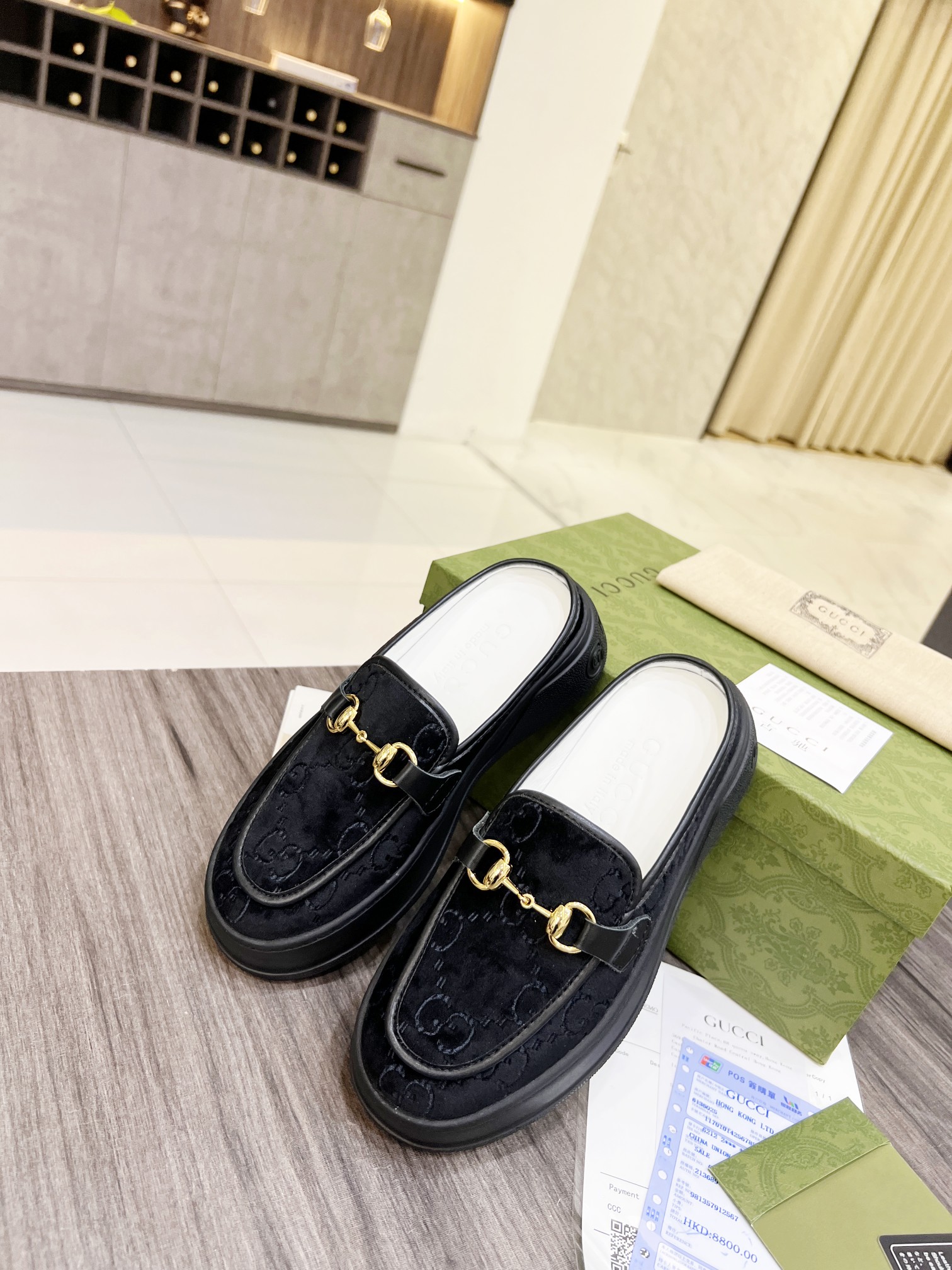 Gucci Women's WOMEN 6 - vstockx