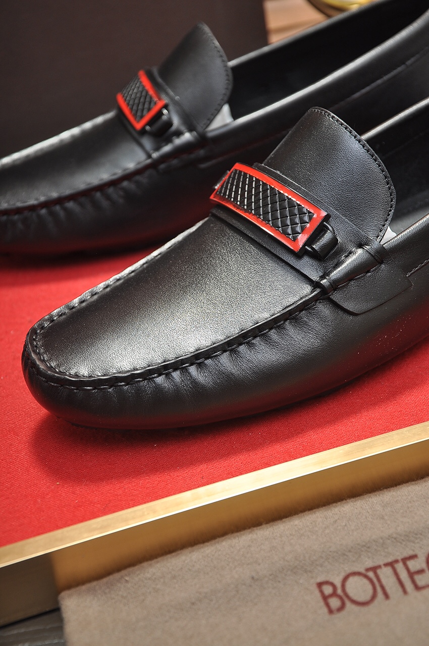 Bottega Veneta Intrecciato Leather Loafers 11 - vstockx