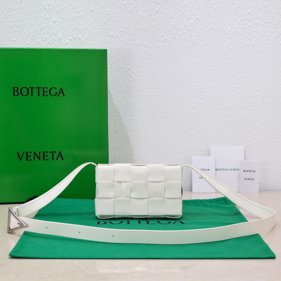 handbags Bottega Veneta 7587# size:17.5*10.5*3cm - vstockx