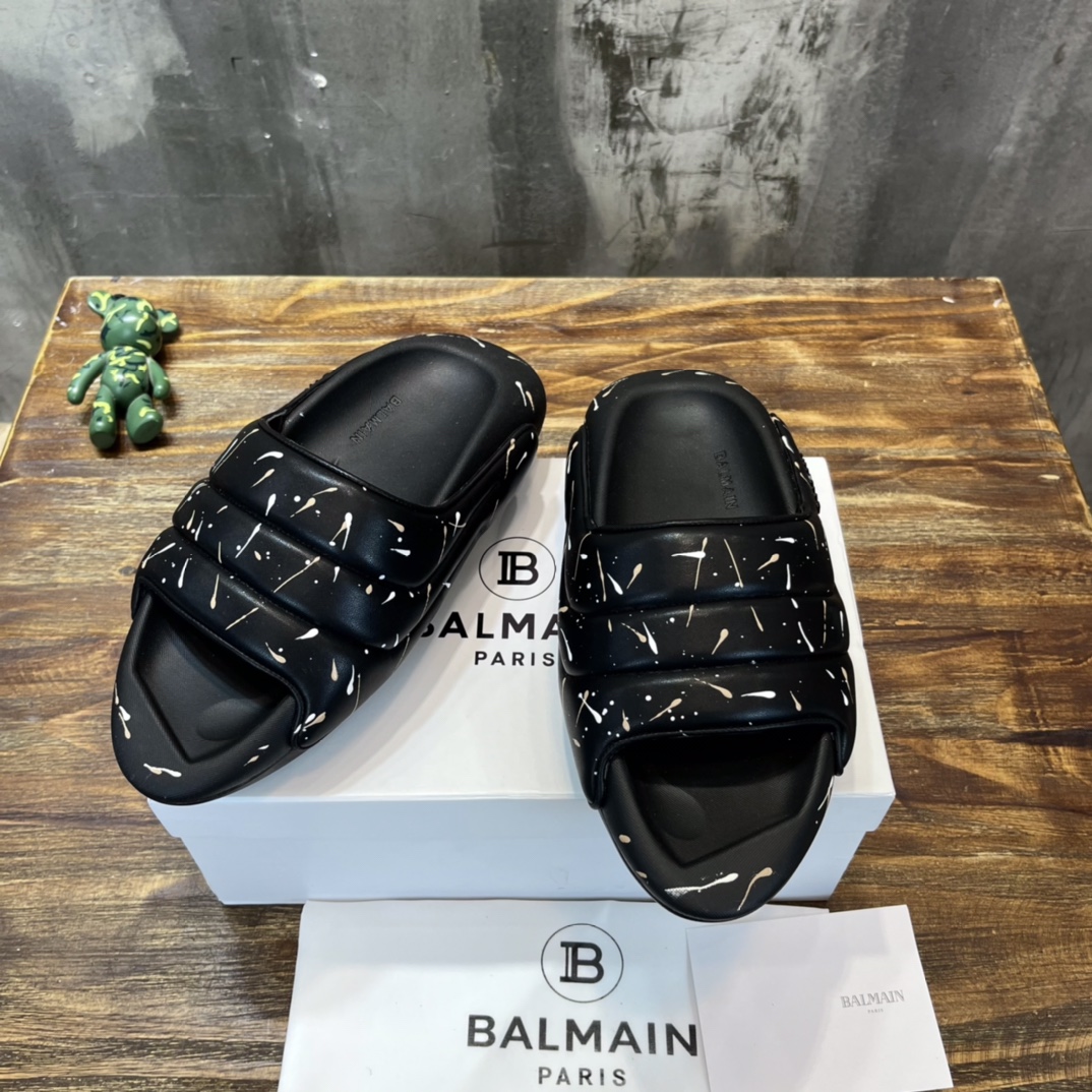 Balmain Quilted leather B-IT mules 1 - vstockx