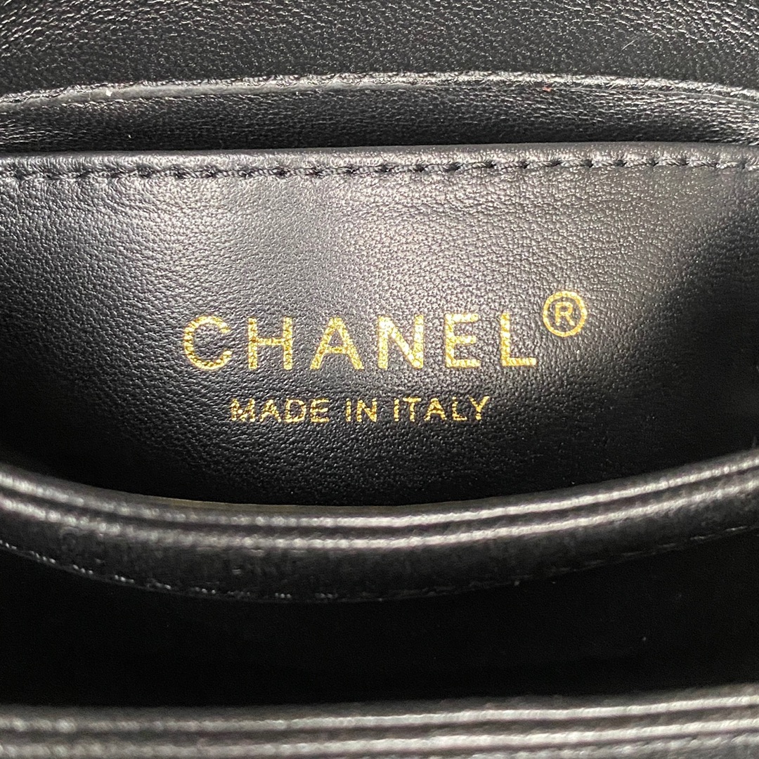 Handbag Chanel AS3365 size 17X8.5X11.5 Cm - vstockx