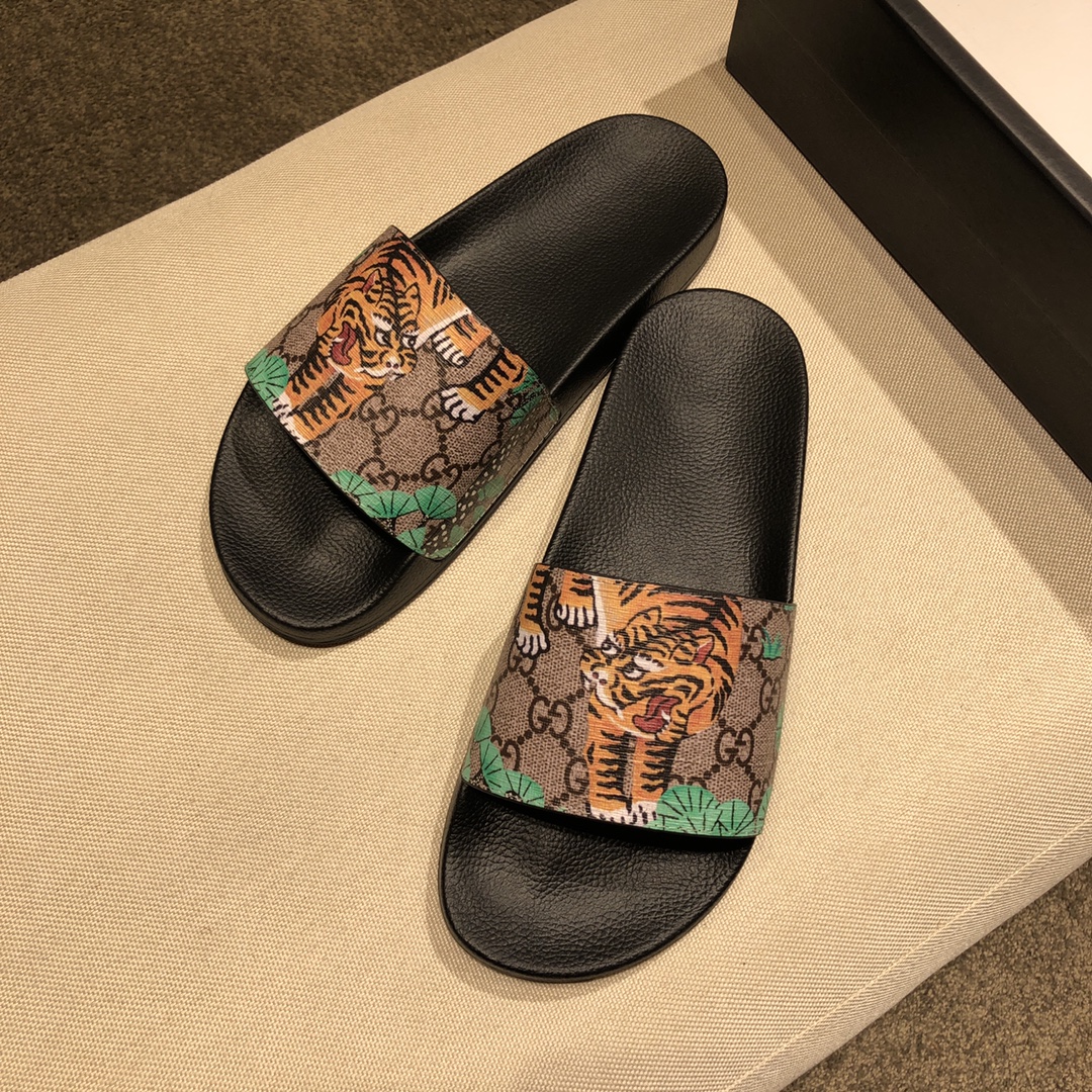 Gucci Slippers 37 - vstockx