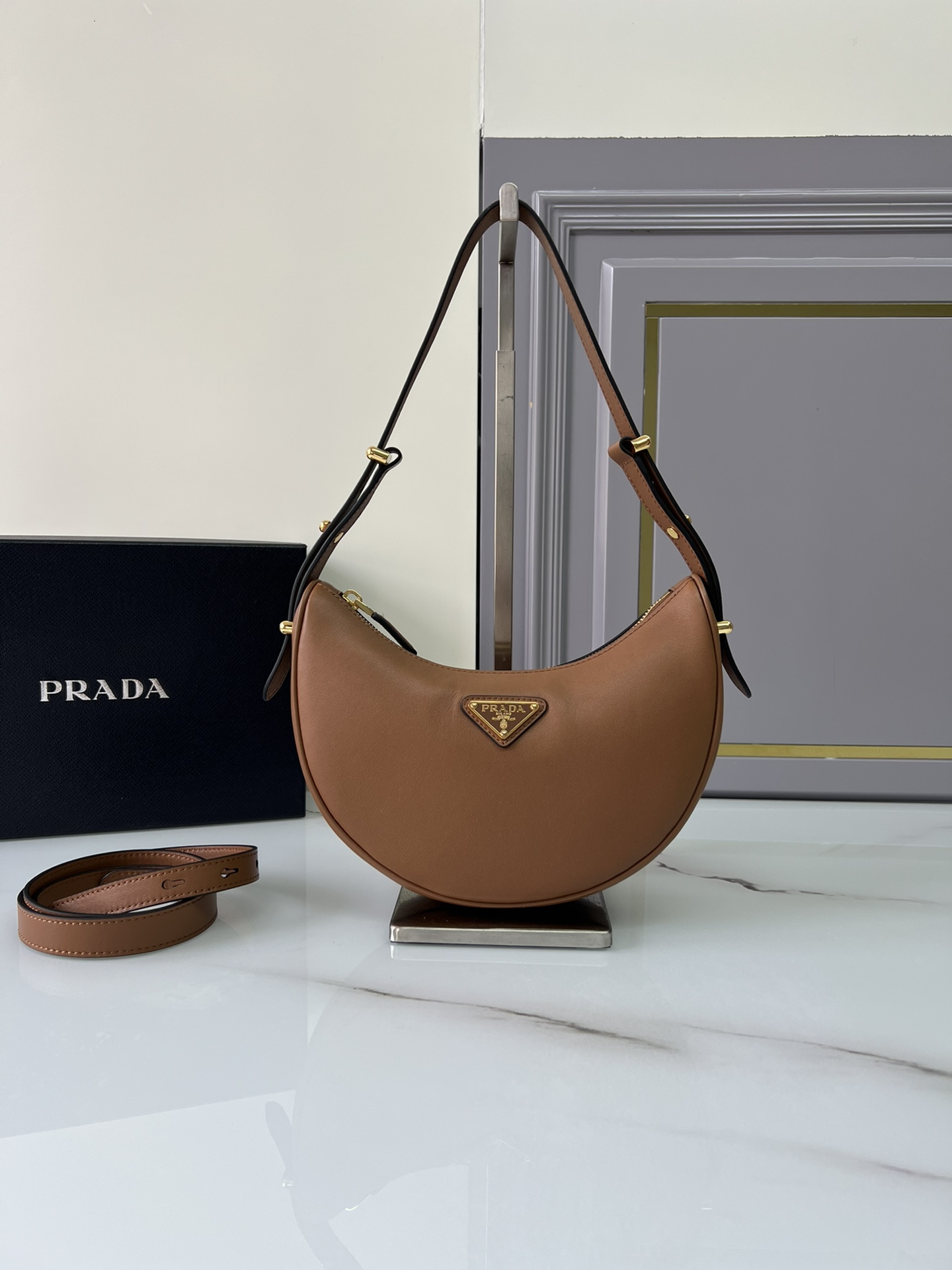handbags prada 1BC194 22.5*18.5*6.5 - vstockx