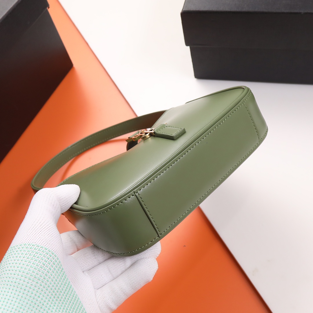 Handbags SAINT LAURENT 710318 size 19X11.5x4.5 cm - vstockx