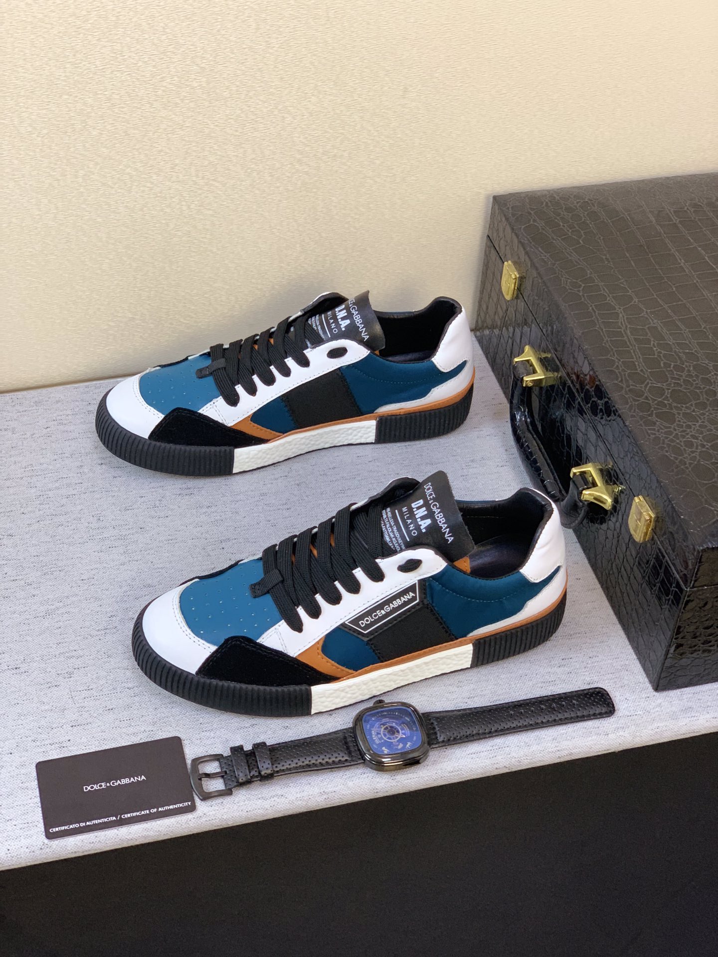Dolce & Gabbana Low Tops Sneakers 45 - vstockx