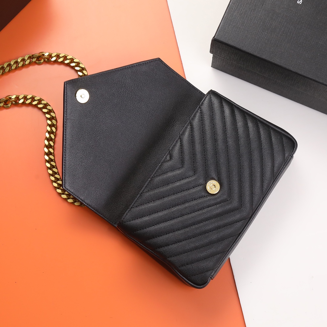 Handbags SAINT LAURENT 392737 size 24x17x6 cm - vstockx