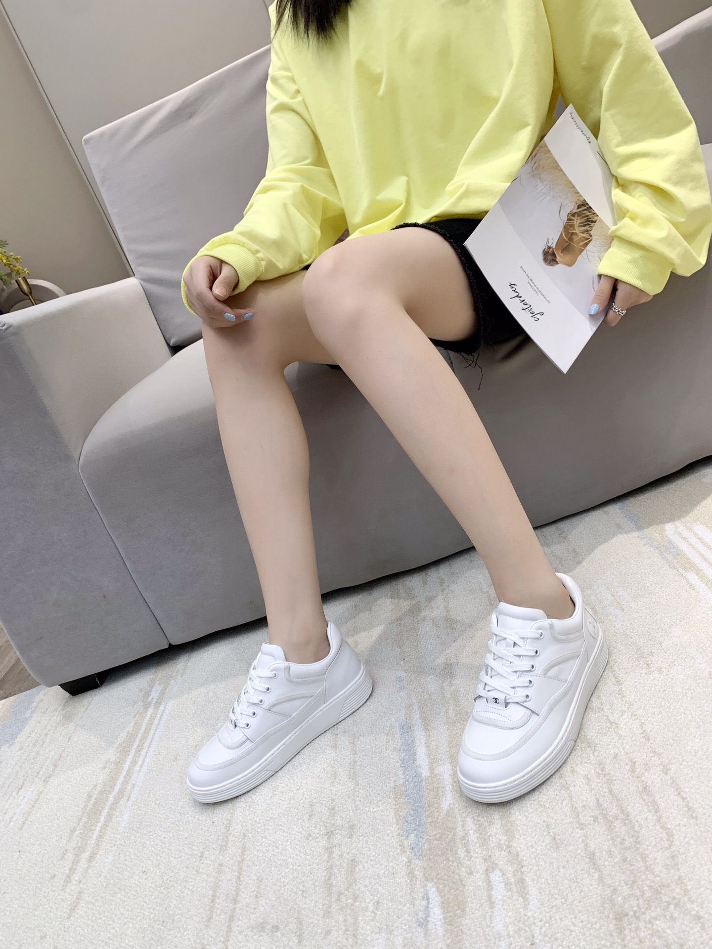 Chanel Low Top Sneaker 56 - vstockx