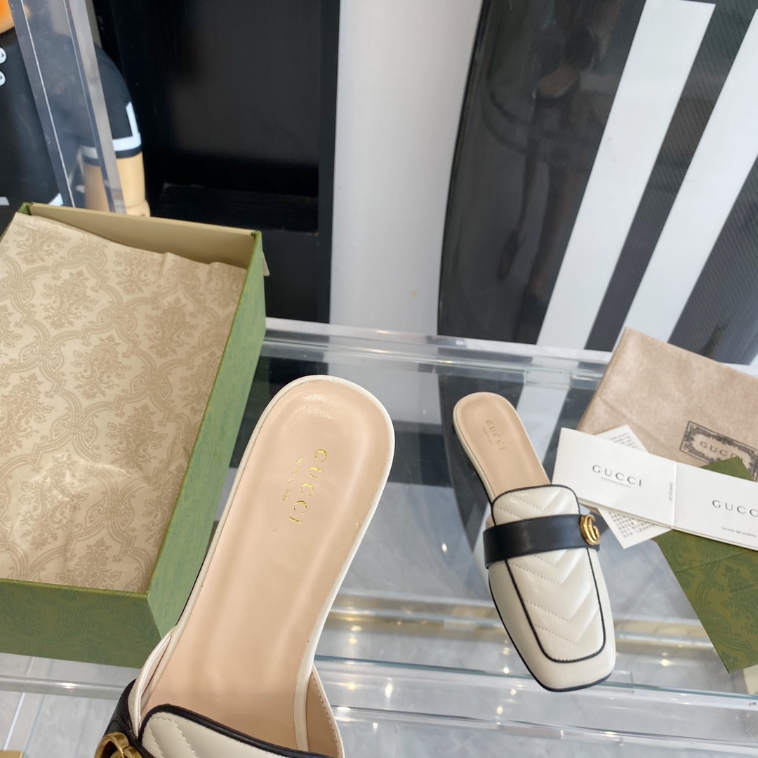 Gucci Leather slipper Women 9 - vstockx