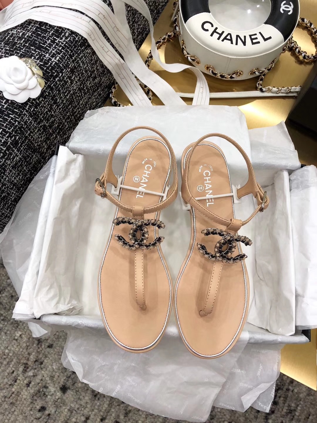 Chanel Slides 38 - vstockx