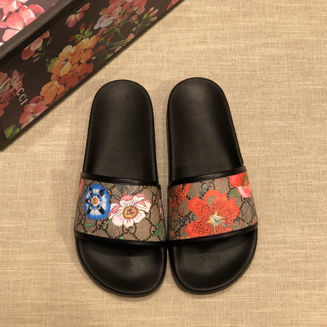 Gucci Slippers 18 - vstockx