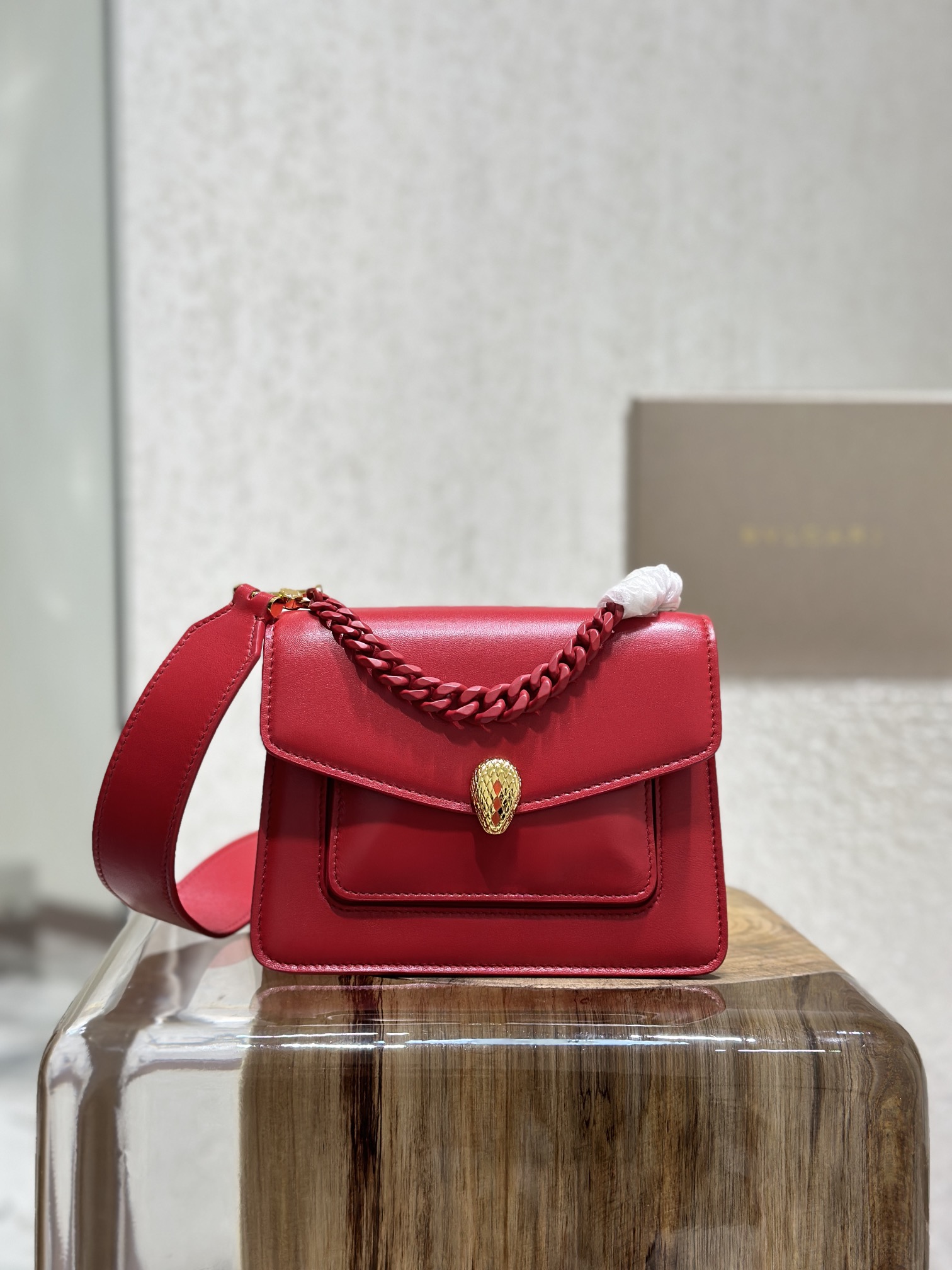 Handbags Bvlgari 290763 size:20*14*8 cm - vstockx